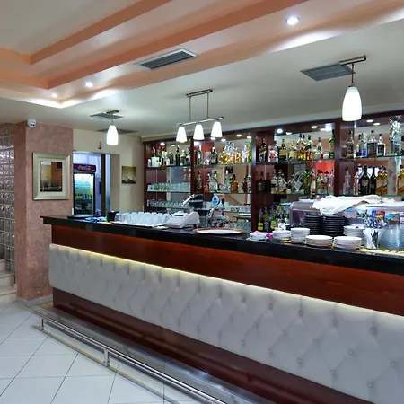 Lindi Hotel 3*