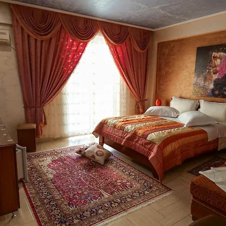 Hotel Lindi 3*