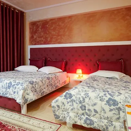 Lindi Hotel