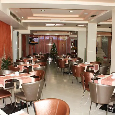 Hotel Lindi 3*